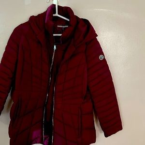 Women’s  burgundy  winter jacket